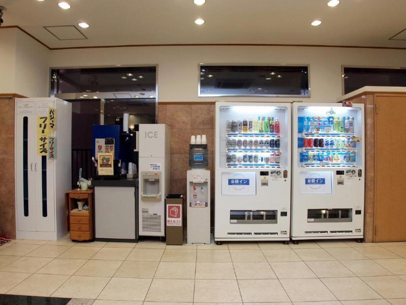 Toyoko Inn Hokkaido Sapporo-Eki Minami-Guchi Exterior photo
