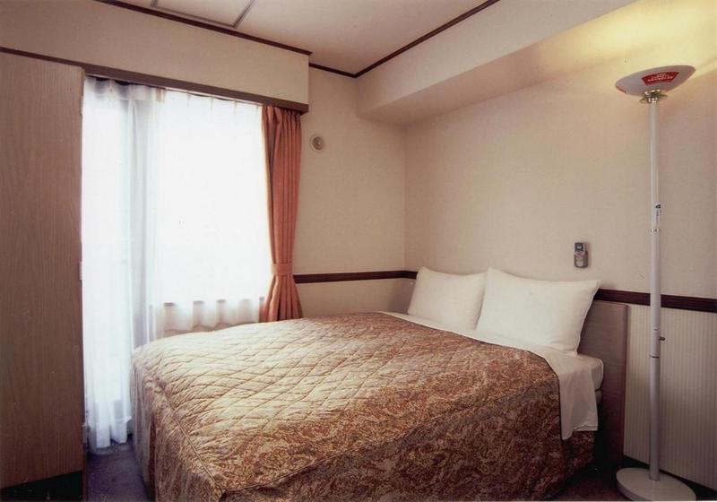 Toyoko Inn Hokkaido Sapporo-Eki Minami-Guchi Exterior photo